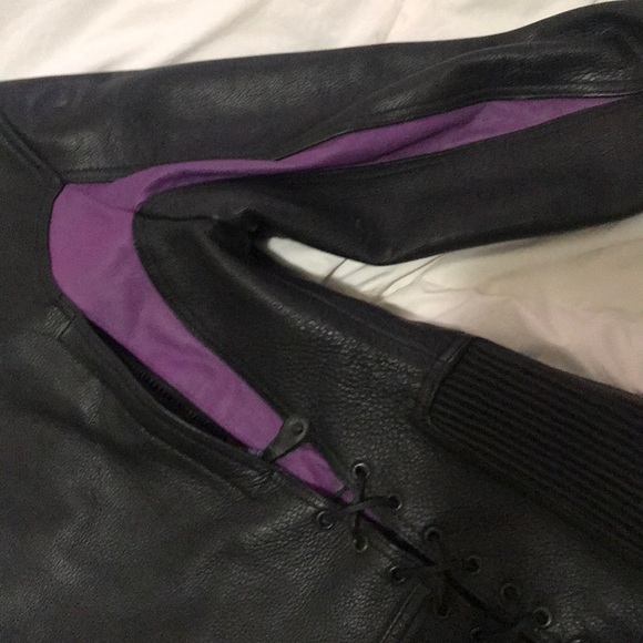 Leather jacket - Picture 8 of 8